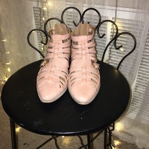 Coconuts sandals worn once